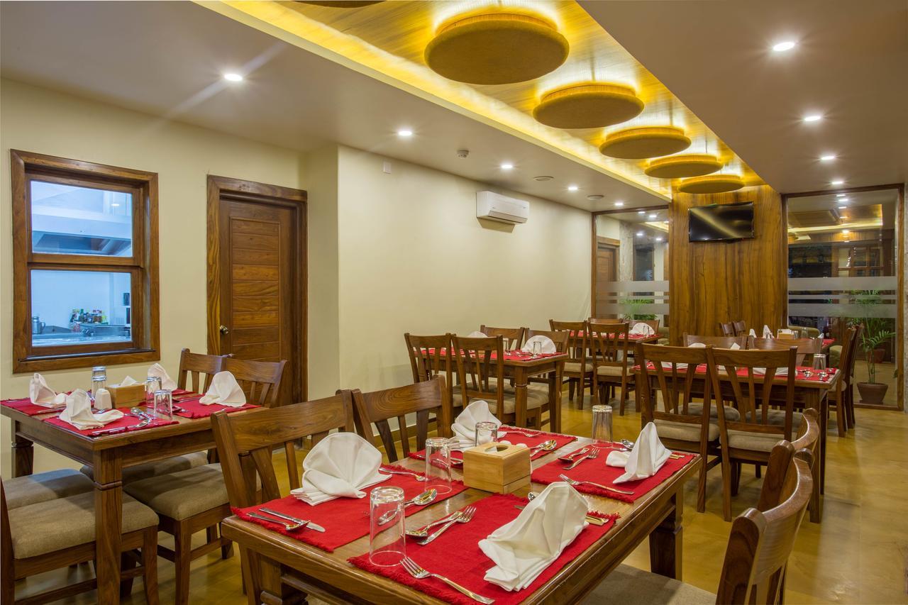 Hotel Portland Ποκάρα Εξωτερικό φωτογραφία