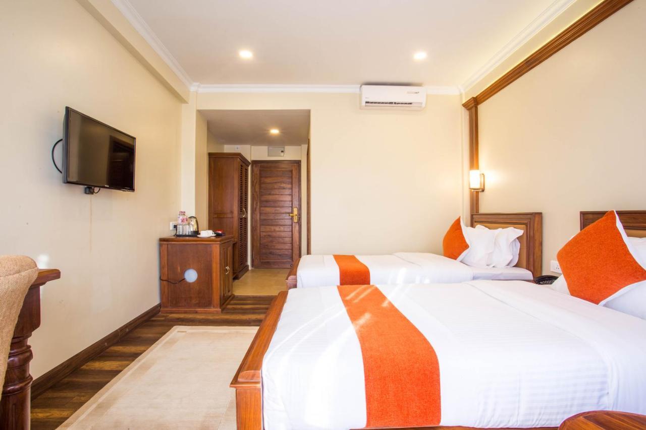 Hotel Portland Ποκάρα Εξωτερικό φωτογραφία
